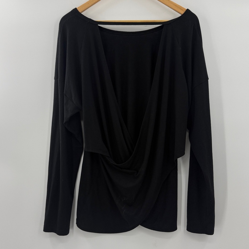Victoria's Secret black long sleeve lounge sleep shirt exercise top relaxed fit - Picture 8 of 12